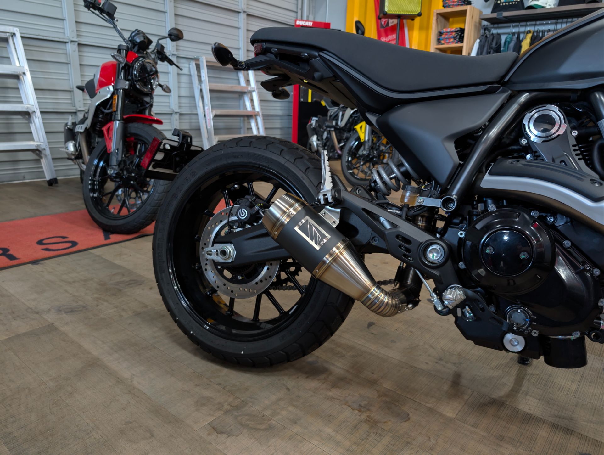 2025 Ducati Scrambler Icon Dark in Portland, Oregon - Photo 3