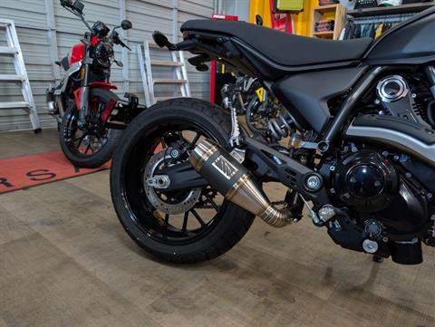 2025 Ducati Scrambler Icon Dark in Portland, Oregon - Photo 3