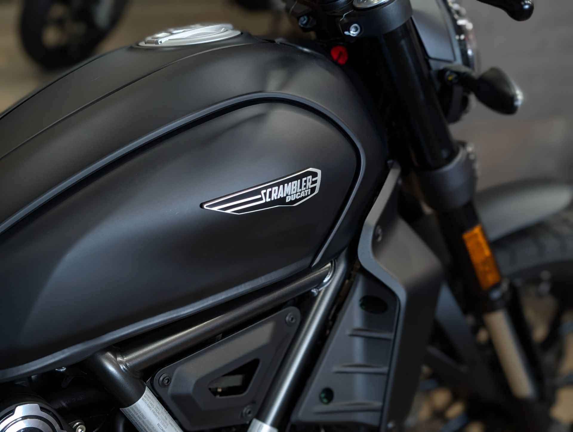 2025 Ducati Scrambler Icon Dark in Portland, Oregon - Photo 4