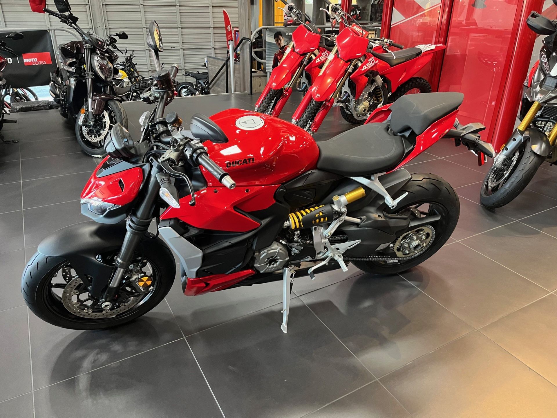 2025 Ducati Streetfighter V2 in Portland, Oregon - Photo 7