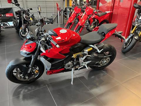 2025 Ducati Streetfighter V2 in Portland, Oregon - Photo 7