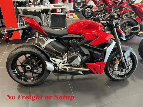 2025 Ducati Streetfighter V2 in Portland, Oregon - Photo 1