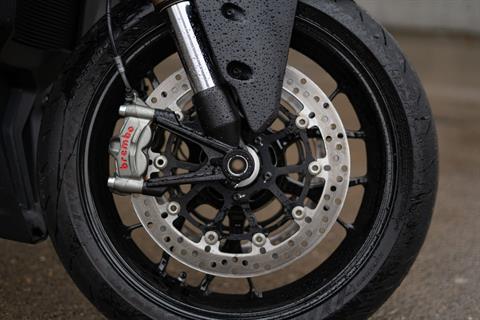 2025 Ducati Streetfighter V2 in Portland, Oregon - Photo 8
