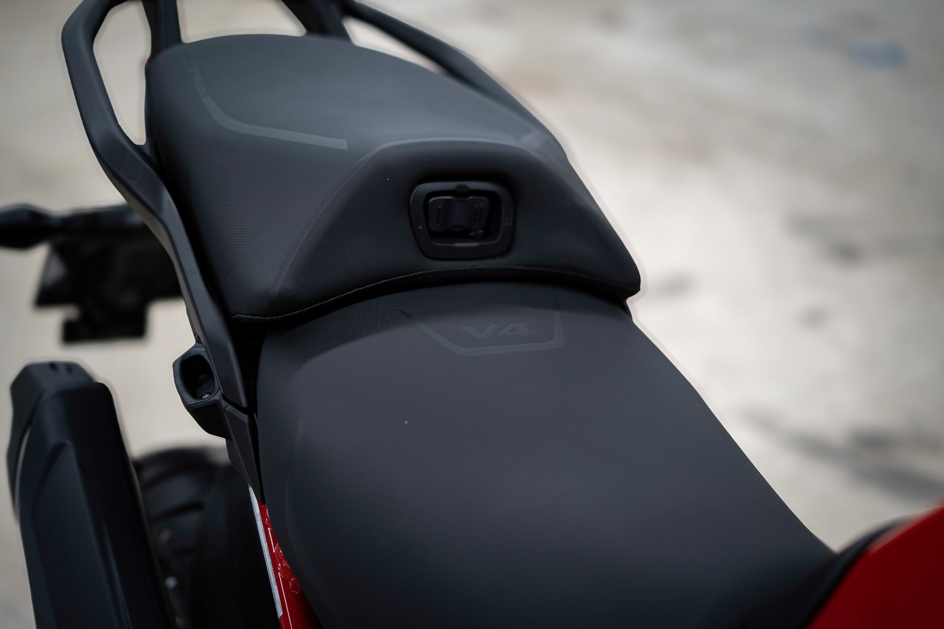 2024 Ducati Multistrada V4 S Travel & Radar Spoked Wheels in Portland, Oregon - Photo 7