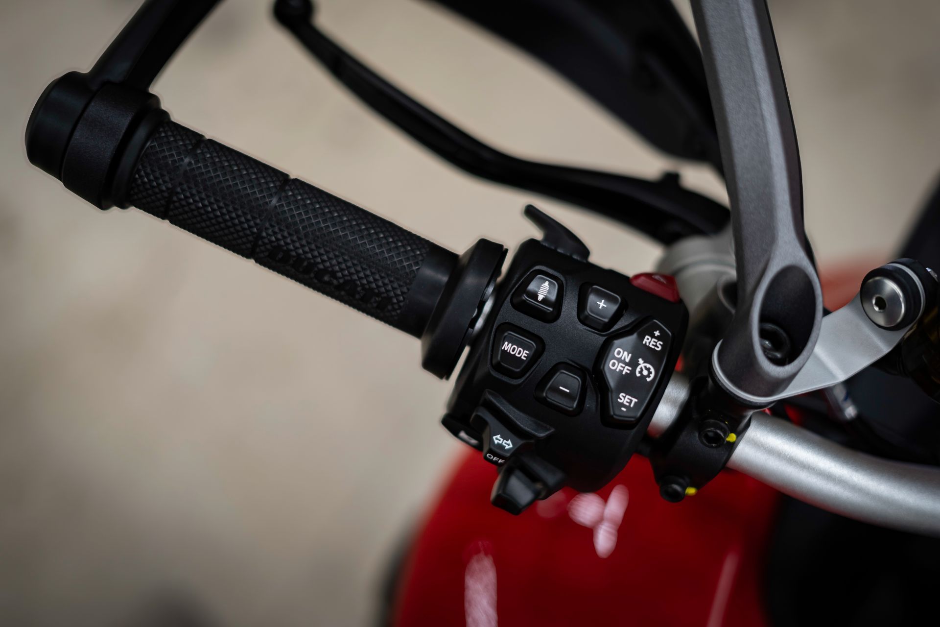 2024 Ducati Multistrada V4 S Travel & Radar Spoked Wheels in Portland, Oregon - Photo 8