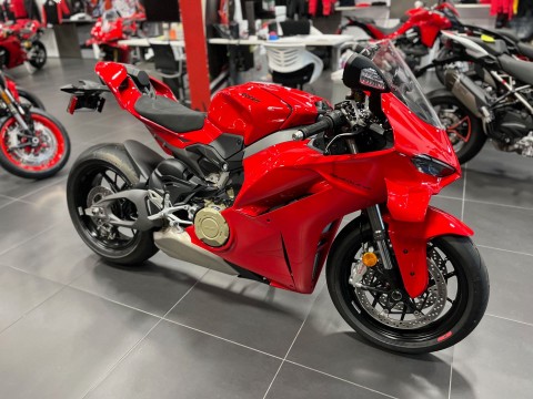 2026 Ducati Panigale V4 in Portland, Oregon - Photo 3