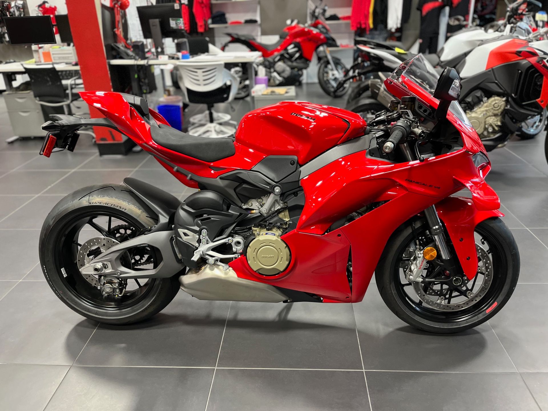 2026 Ducati Panigale V4 in Portland, Oregon - Photo 4
