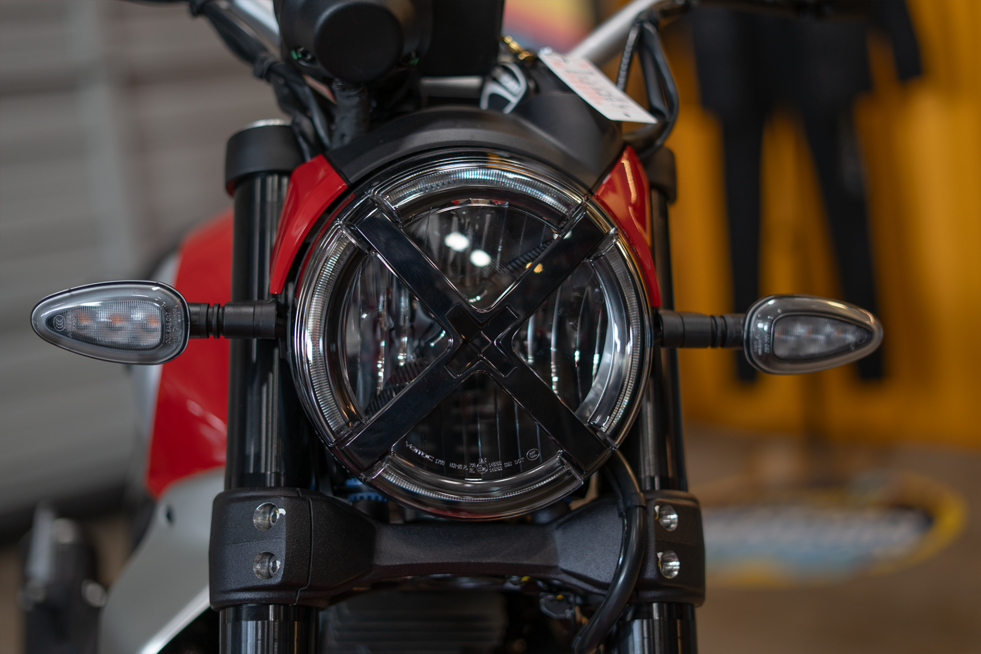 2025 Ducati Scrambler Icon in Portland, Oregon - Photo 2