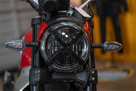 2025 Ducati Scrambler Icon in Portland, Oregon - Photo 2