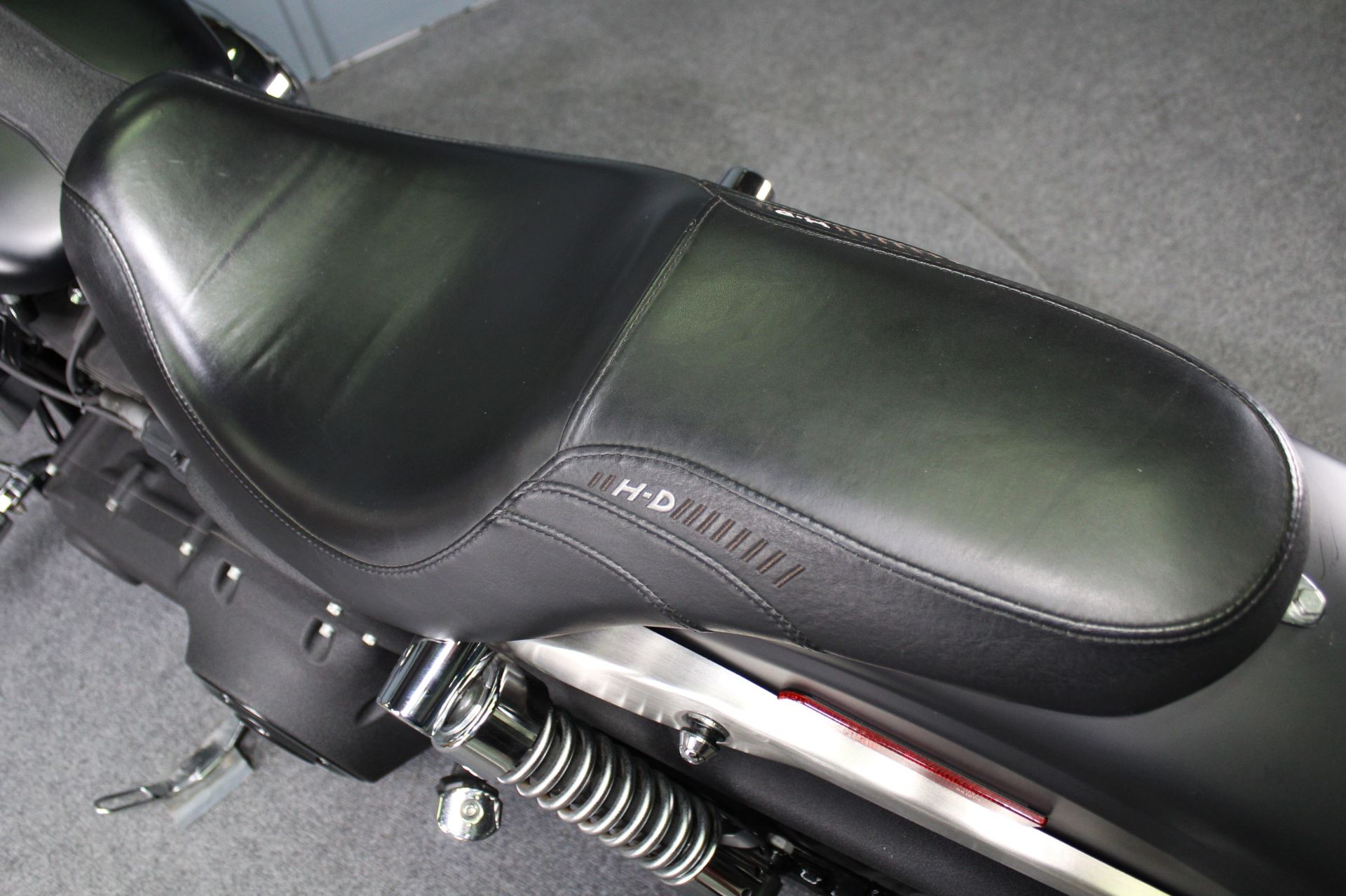 2007 Harley-Davidson FXDB Dyna® Street Bob® in Portland, Oregon - Photo 15