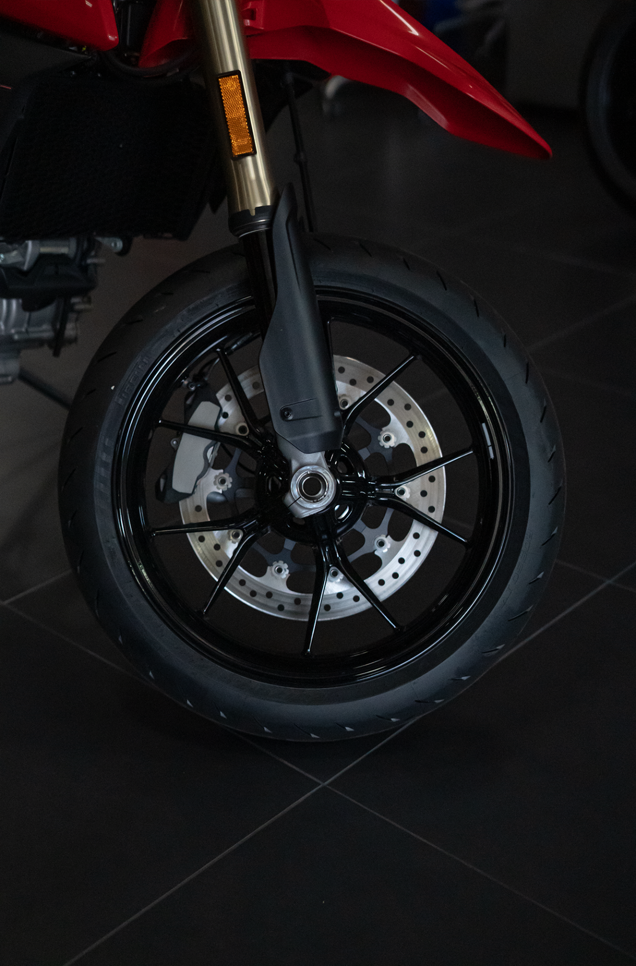 2025 Ducati Hypermotard 698 Mono in Portland, Oregon - Photo 6