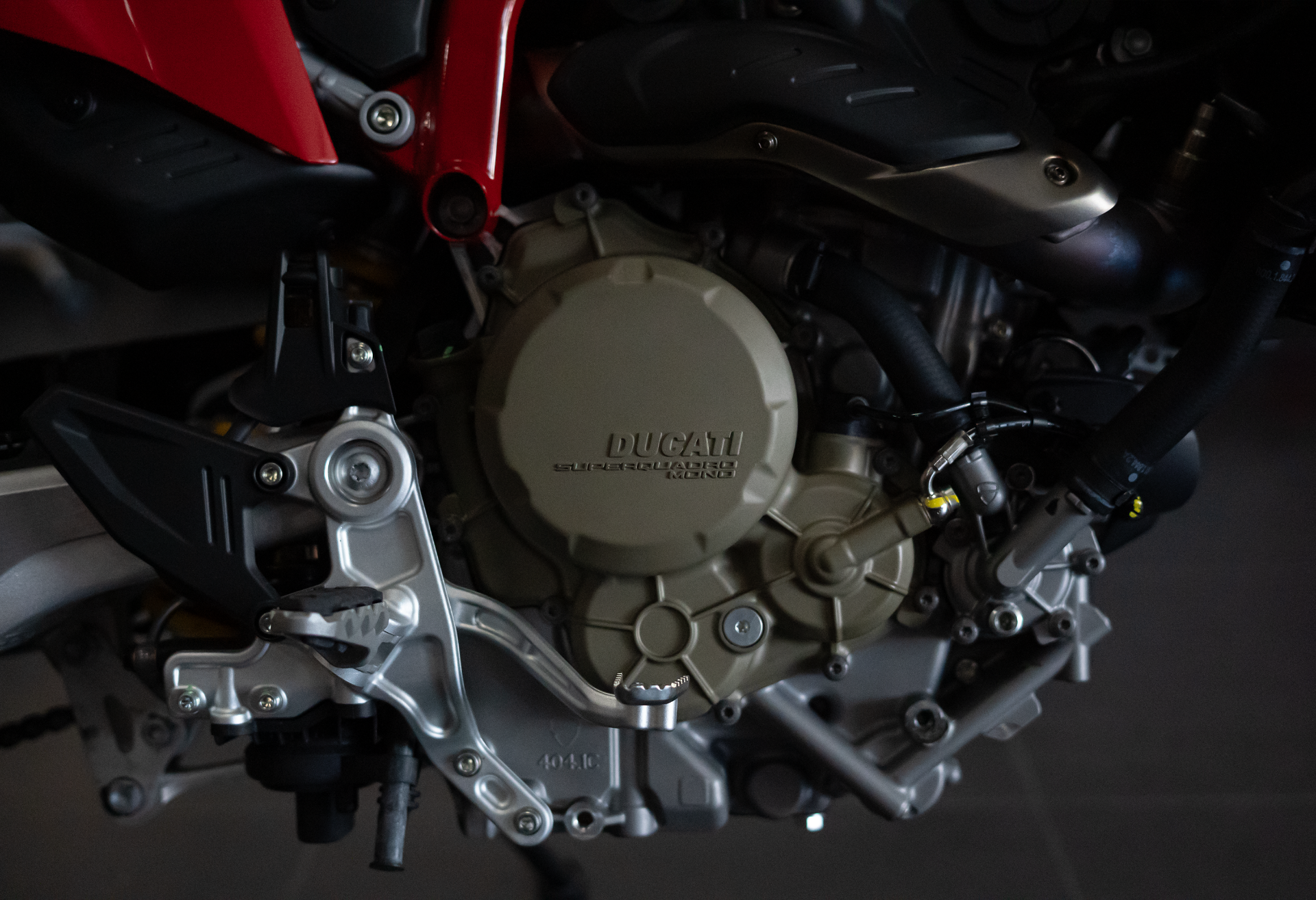 2025 Ducati Hypermotard 698 Mono in Portland, Oregon - Photo 4