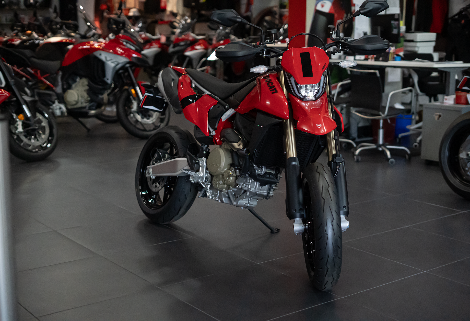 2025 Ducati Hypermotard 698 Mono in Portland, Oregon - Photo 1