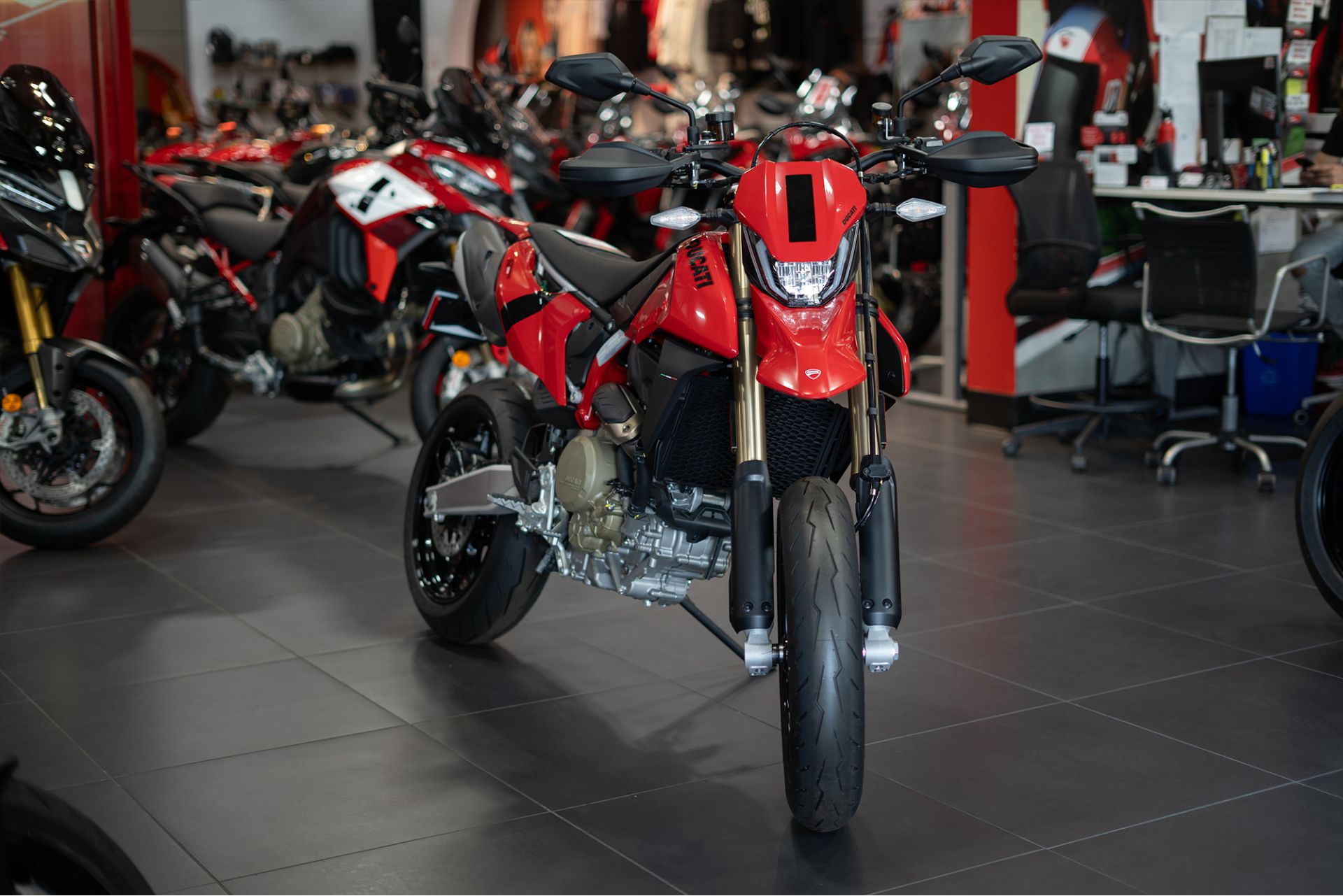 2025 Ducati Hypermotard 698 Mono in Portland, Oregon - Photo 1