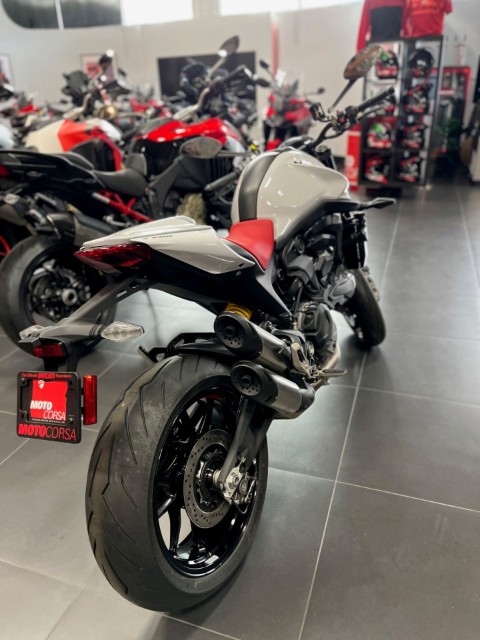 2025 Ducati Monster + in Portland, Oregon - Photo 4