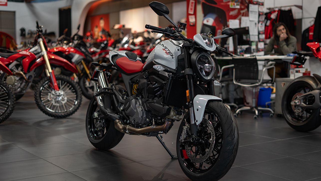 2025 Ducati Monster + in Portland, Oregon - Photo 4