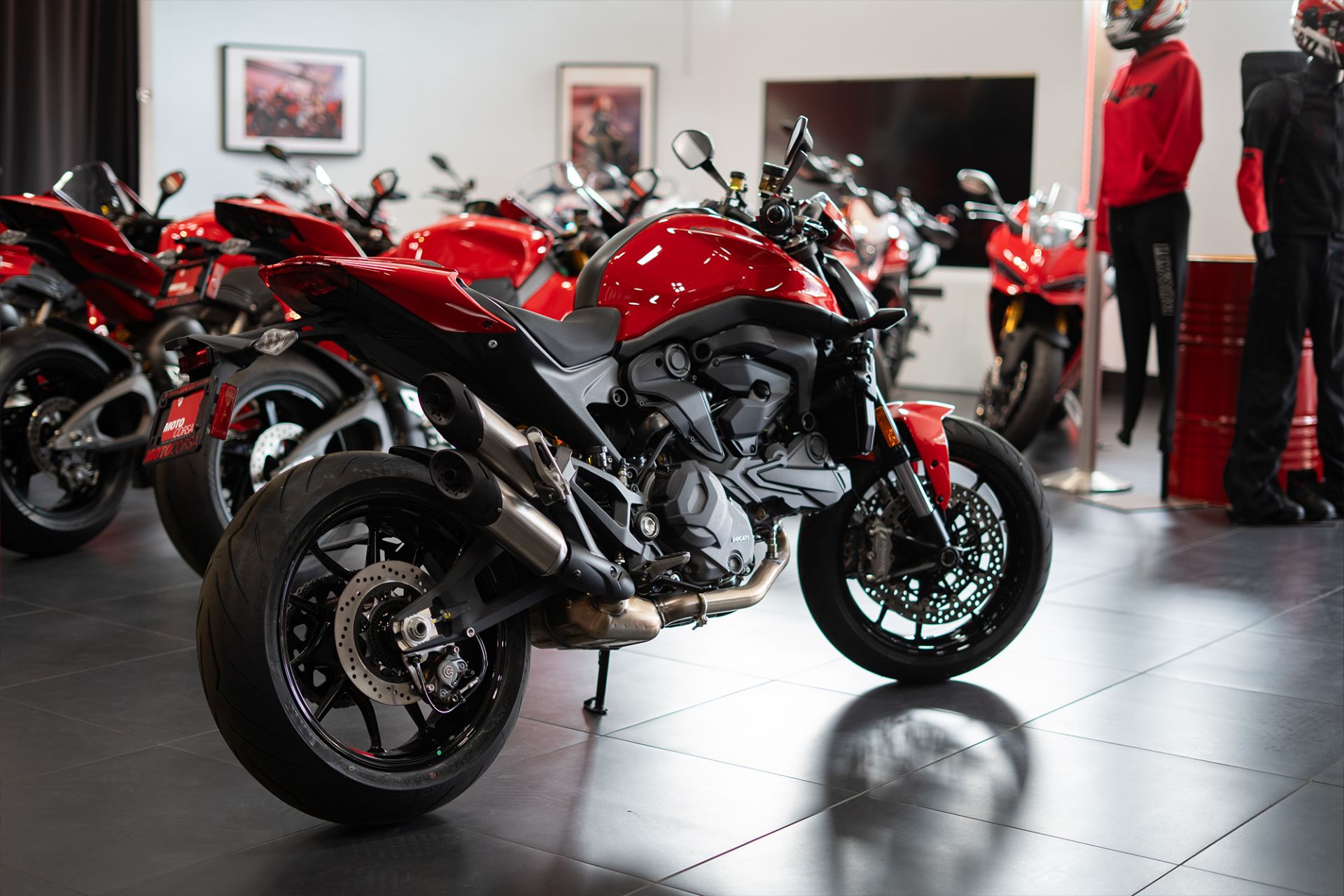 2025 Ducati Monster + in Portland, Oregon - Photo 7