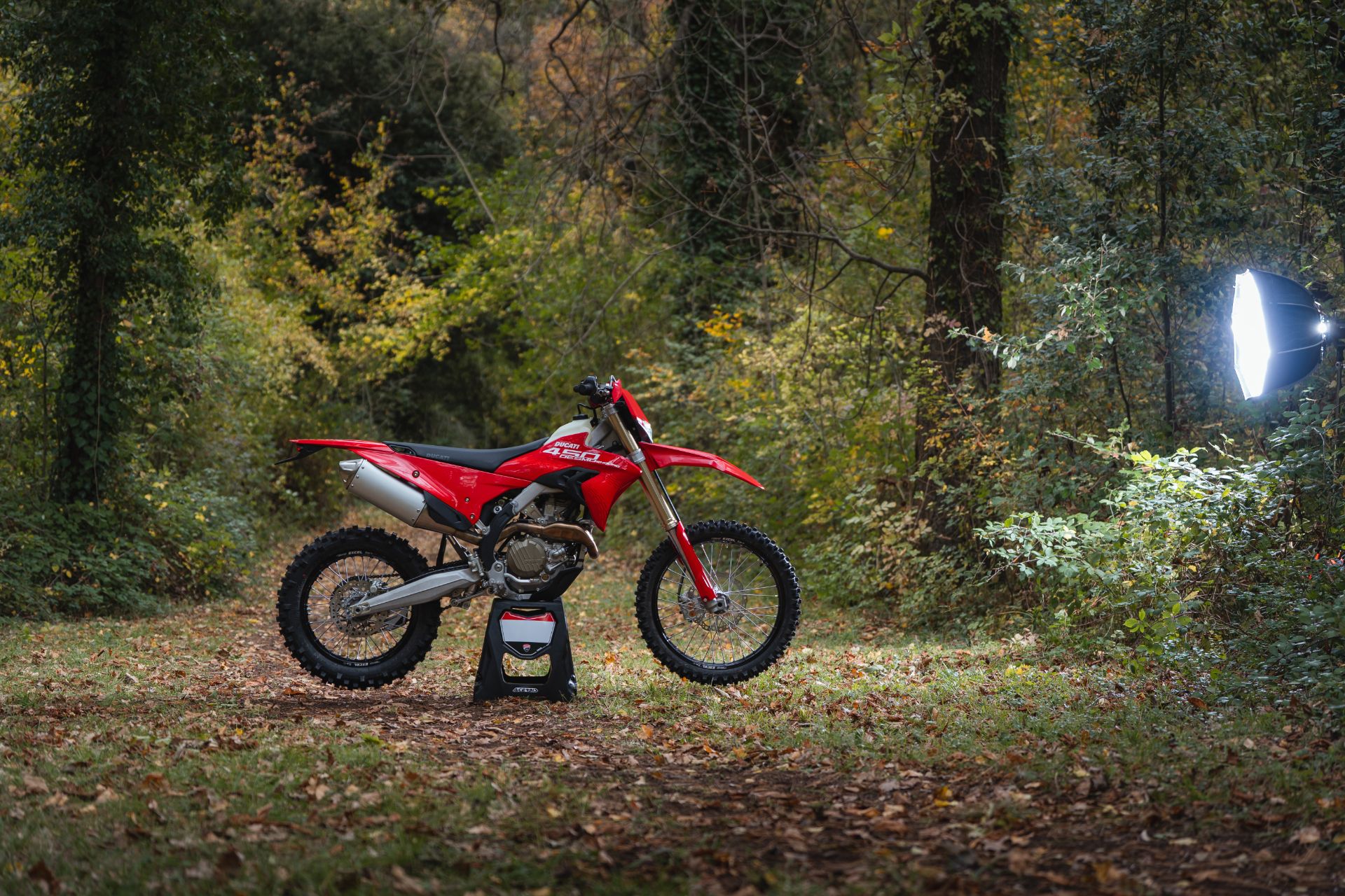 2026 Ducati Desmo 450 EDS in Portland, Oregon - Photo 2