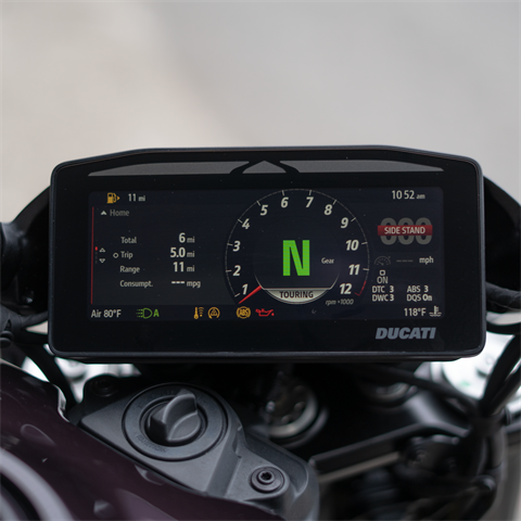 2025 Ducati XDiavel V4 in Portland, Oregon - Photo 4