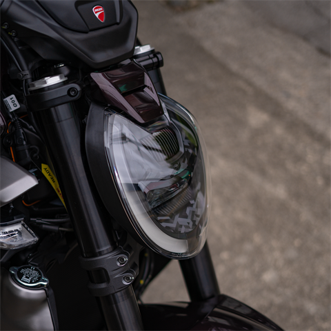 2025 Ducati XDiavel V4 in Portland, Oregon - Photo 11