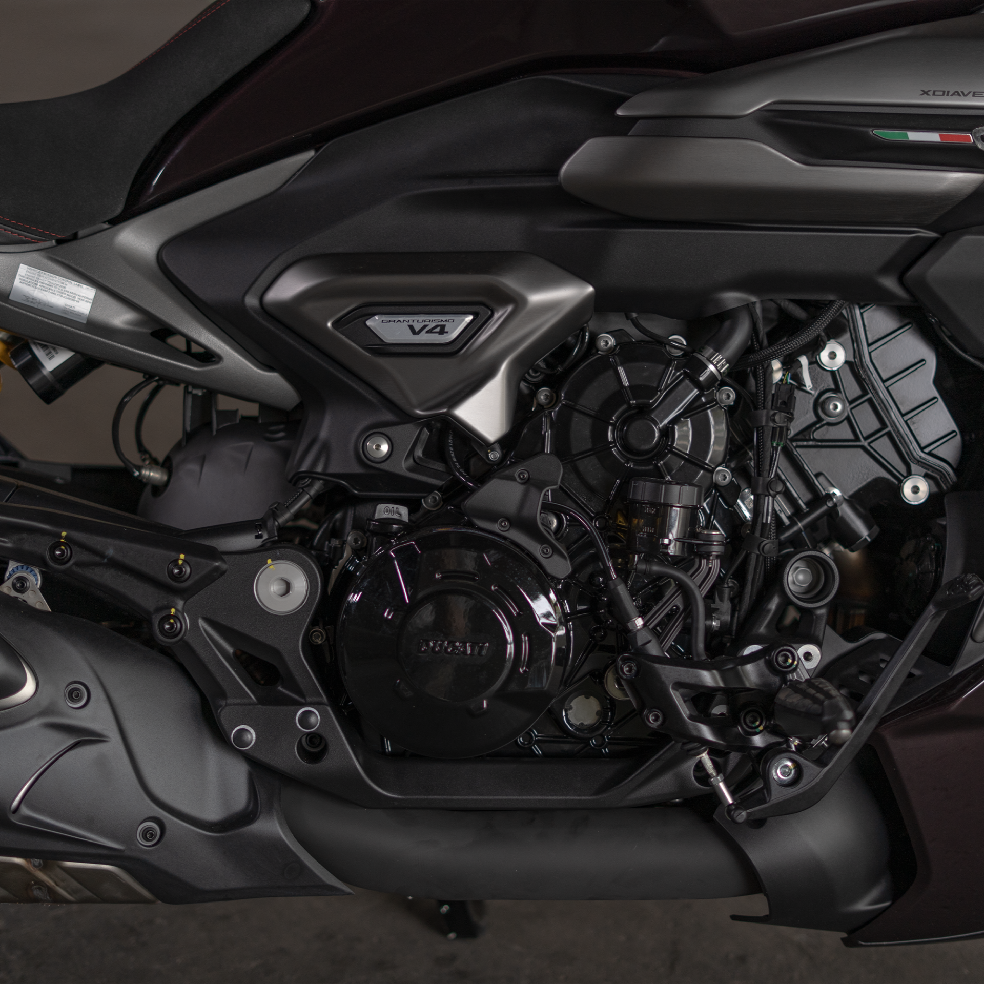 2025 Ducati XDiavel V4 in Portland, Oregon - Photo 2