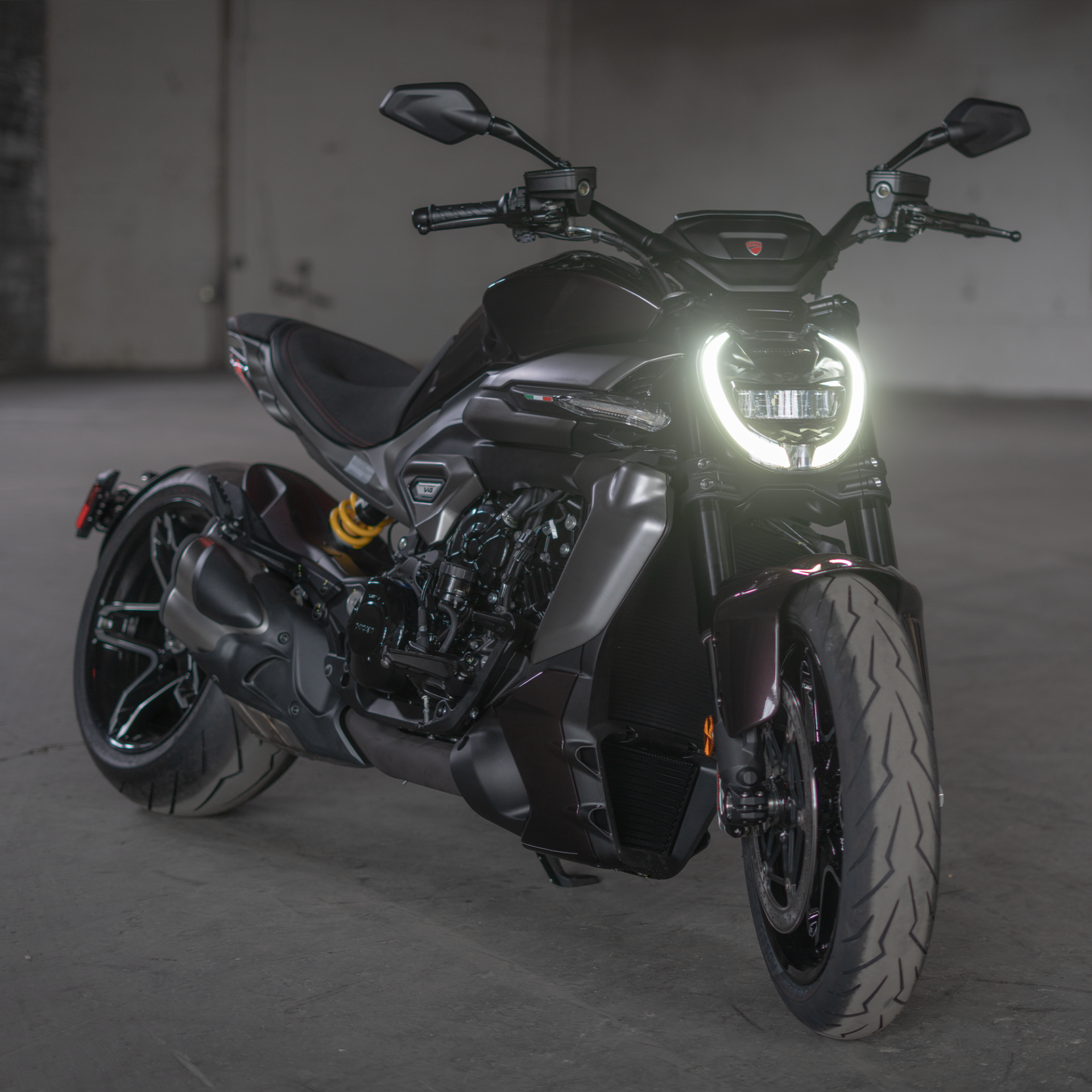 2025 Ducati XDiavel V4 in Portland, Oregon - Photo 14