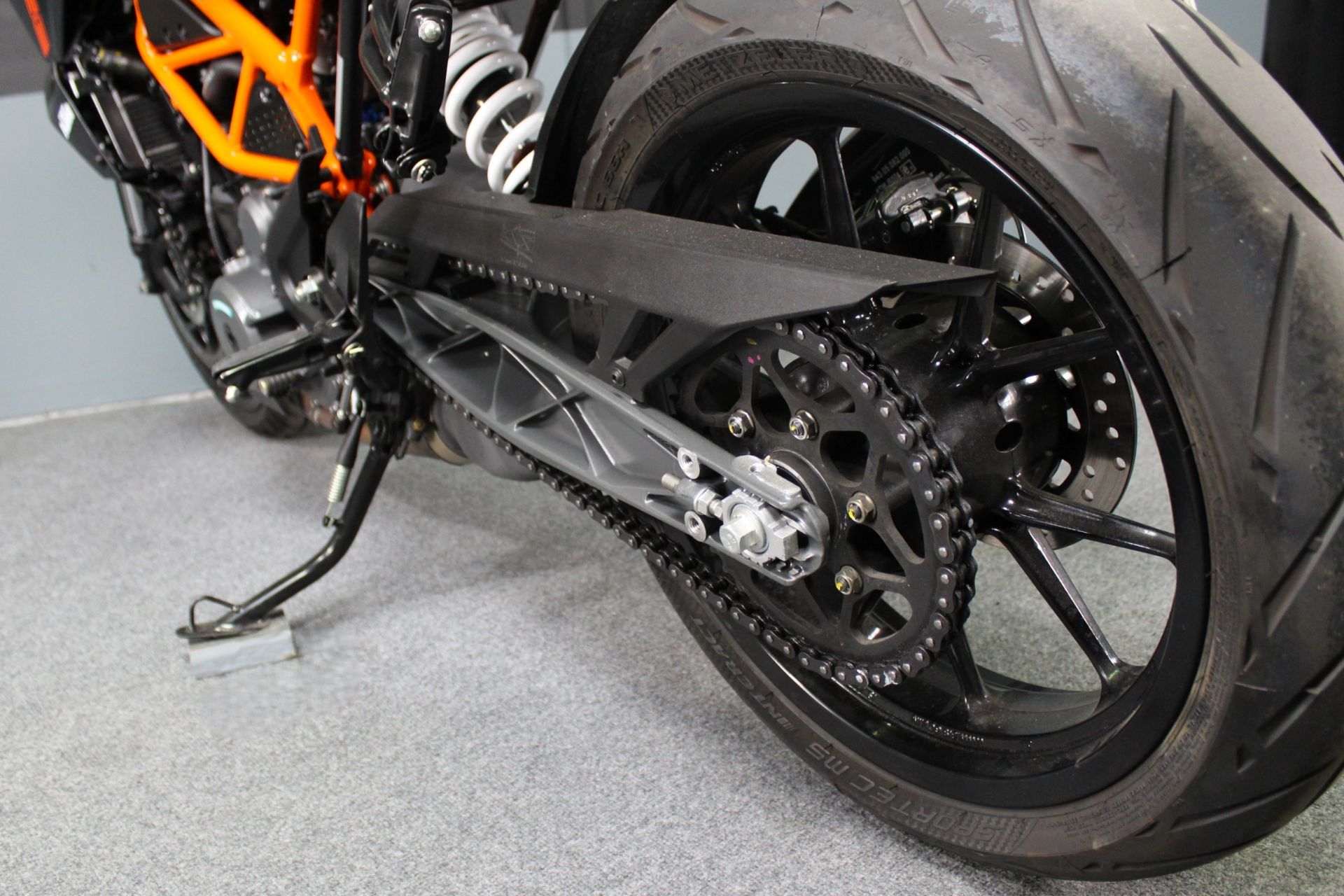 2023 KTM 390 Duke in Portland, Oregon - Photo 19
