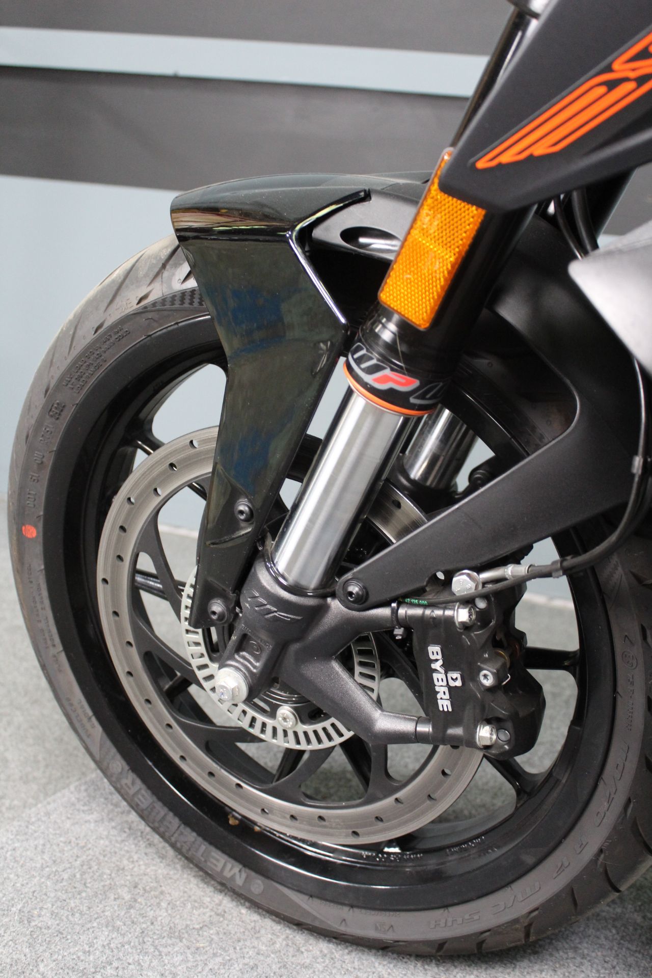 2023 KTM 390 Duke in Portland, Oregon - Photo 7