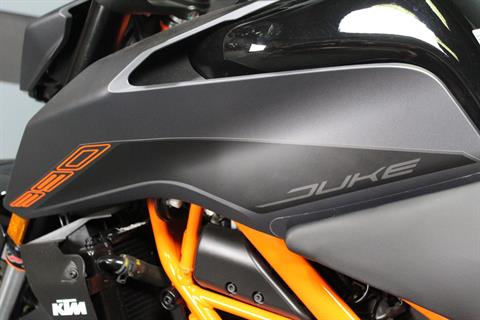2023 KTM 390 Duke in Portland, Oregon - Photo 5