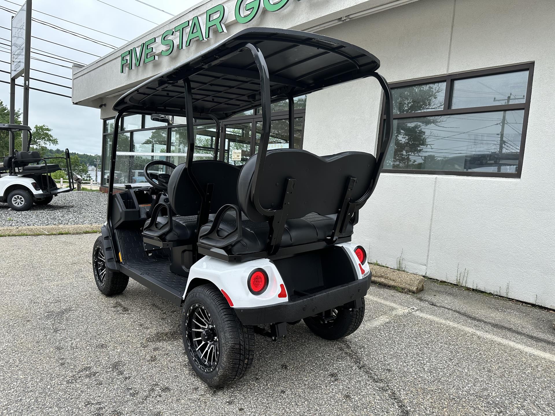 2025 E-Z-GO Liberty in Laconia, New Hampshire - Photo 3