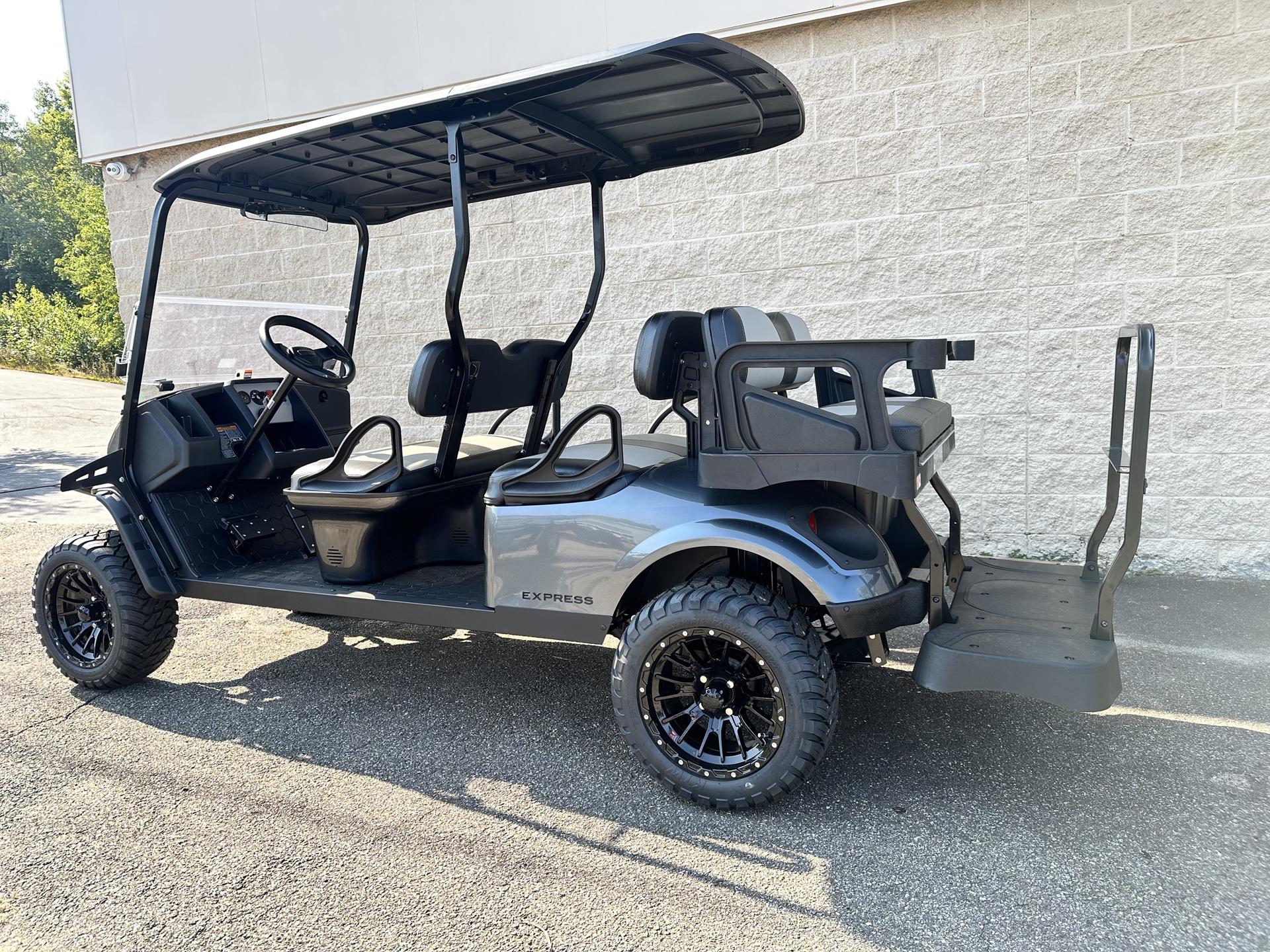 2025 E-Z-GO Express 6 Gas Lifted in Laconia, New Hampshire - Photo 3