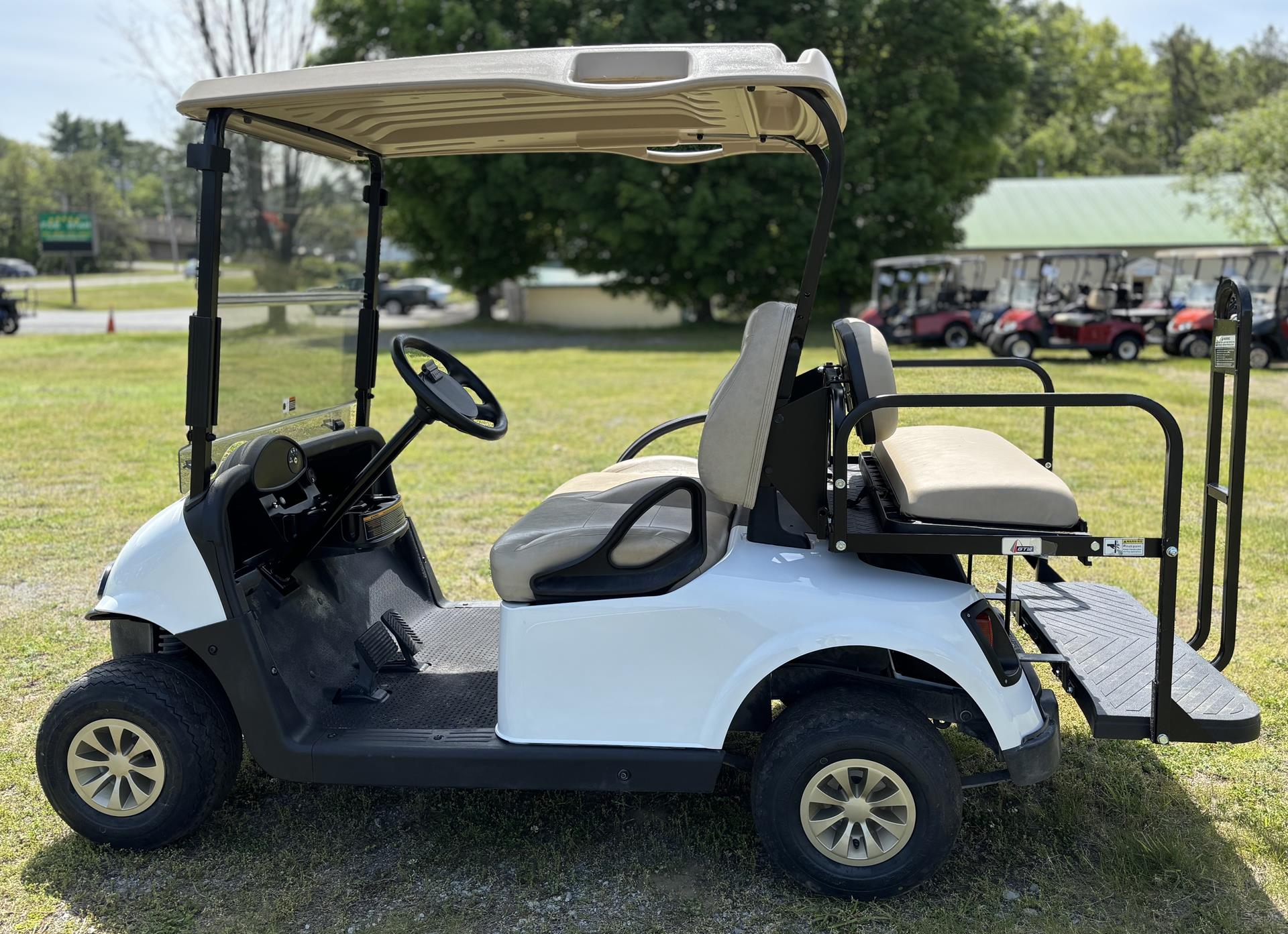 2020 E-Z-GO Freedom RXV Elite 2.0 in Laconia, New Hampshire - Photo 2