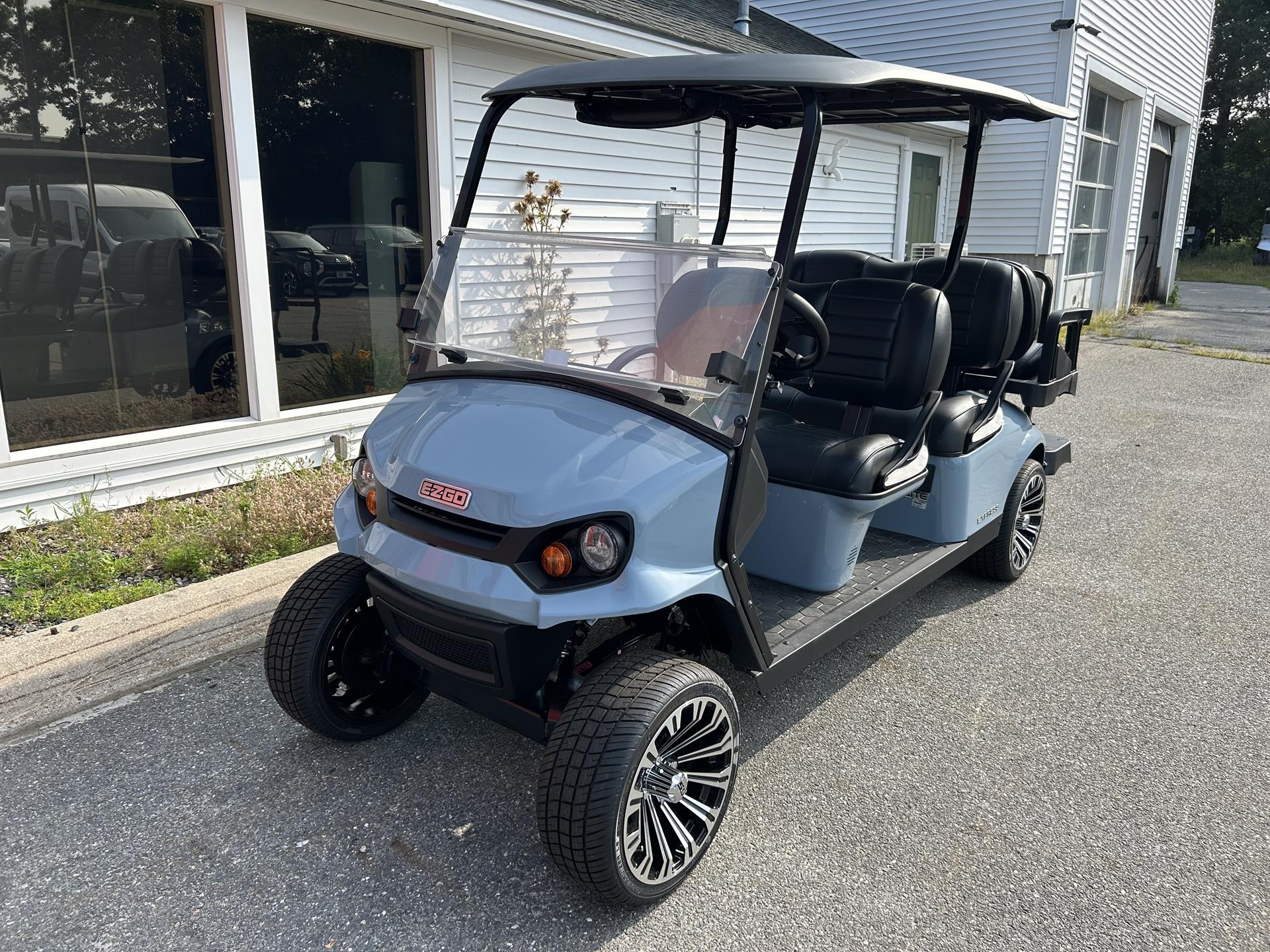 2025 E-Z-GO Express 6 ELiTE in Laconia, New Hampshire - Photo 1