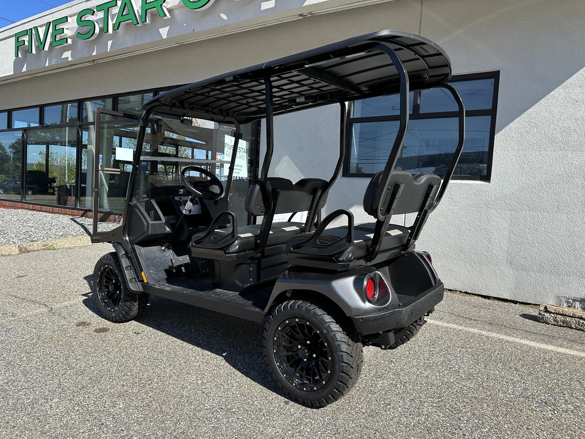 2025 E-Z-GO Liberty in Laconia, New Hampshire - Photo 3