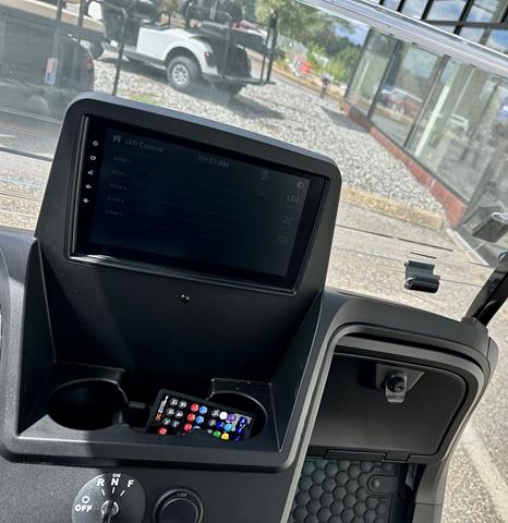 2026 E-Z-GO RXV 4 Summit XTL ELiTE Lithium in Laconia, New Hampshire - Photo 5