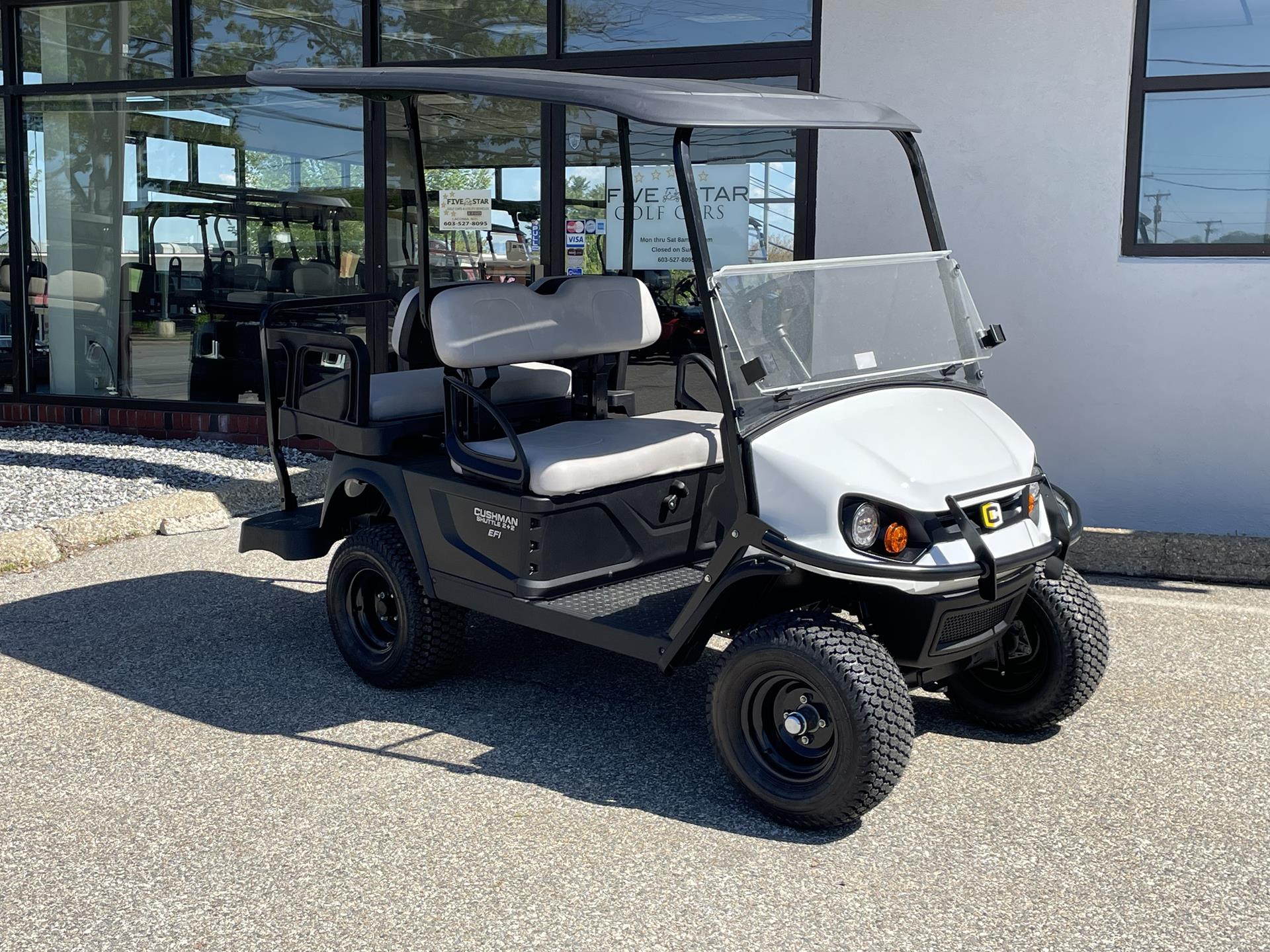 2025 Cushman Shuttle 2+2 EFI Gas in Laconia, New Hampshire - Photo 1