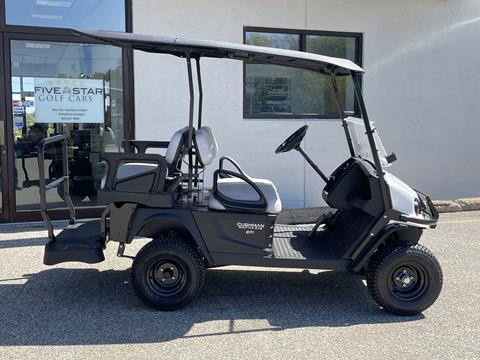 2025 Cushman Shuttle 2+2 EFI Gas in Laconia, New Hampshire - Photo 2