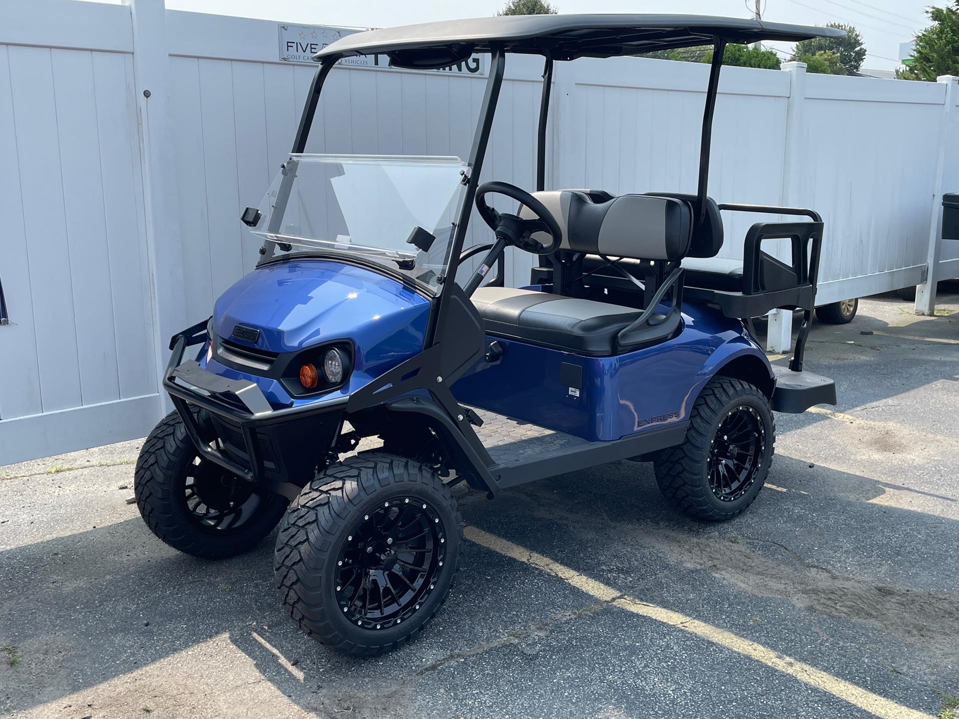 2025 E-Z-GO Express 4 Gas Lifted in Laconia, New Hampshire - Photo 4