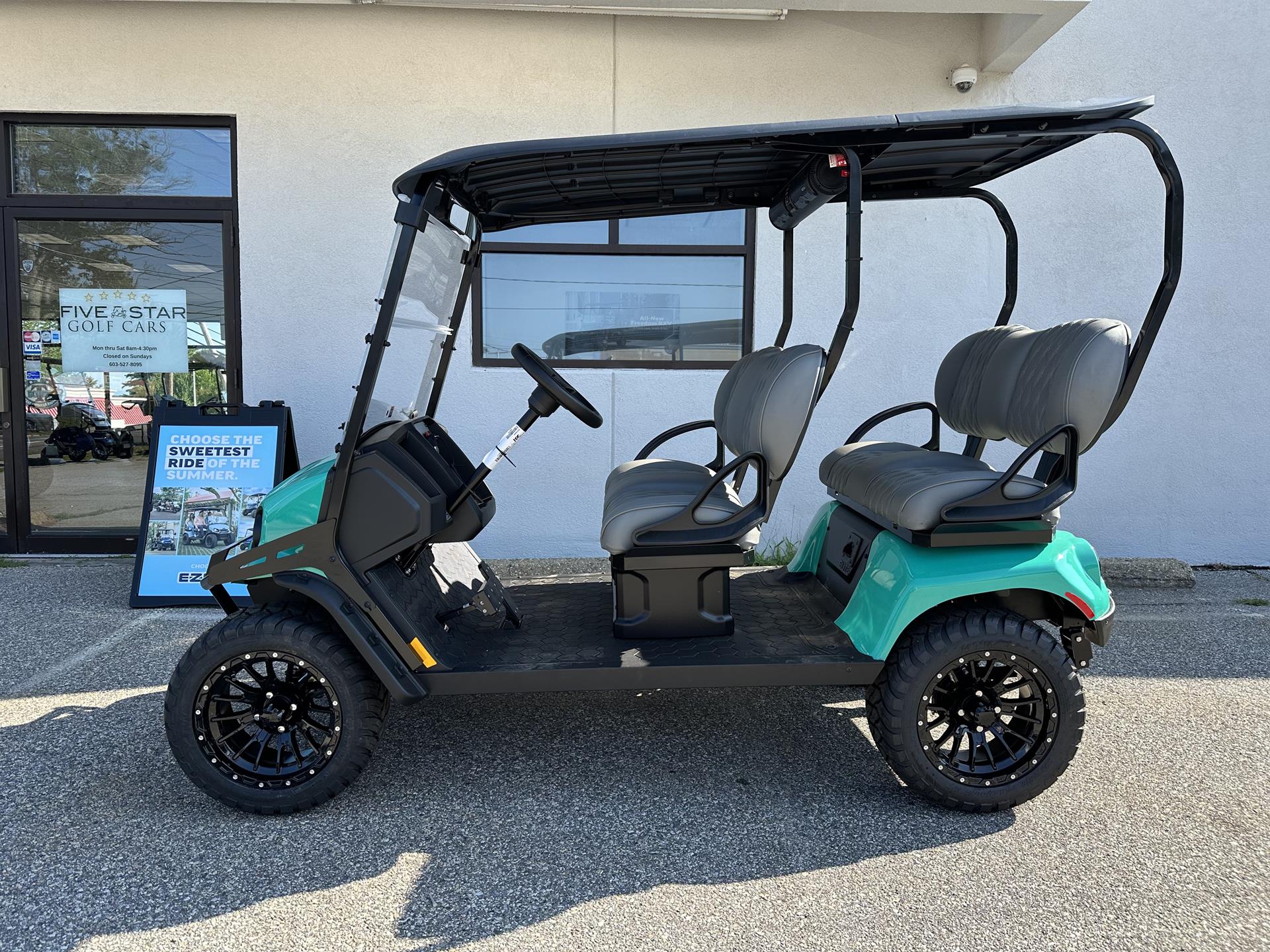 2025 E-Z-GO Liberty in Laconia, New Hampshire - Photo 2