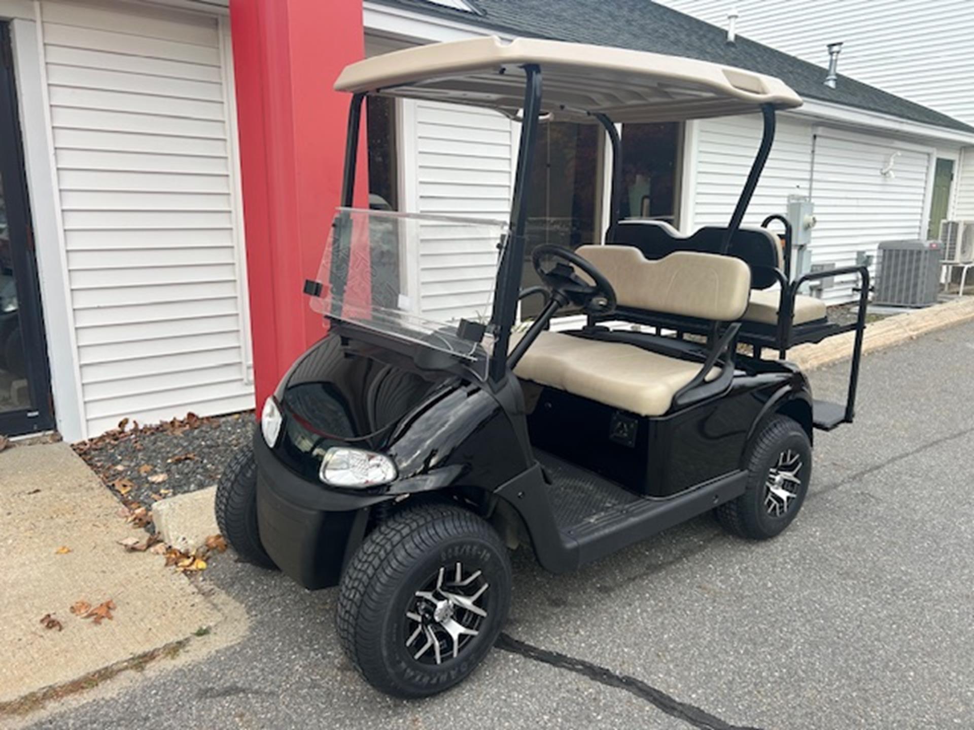 2021 EZGO Freedom photo 4