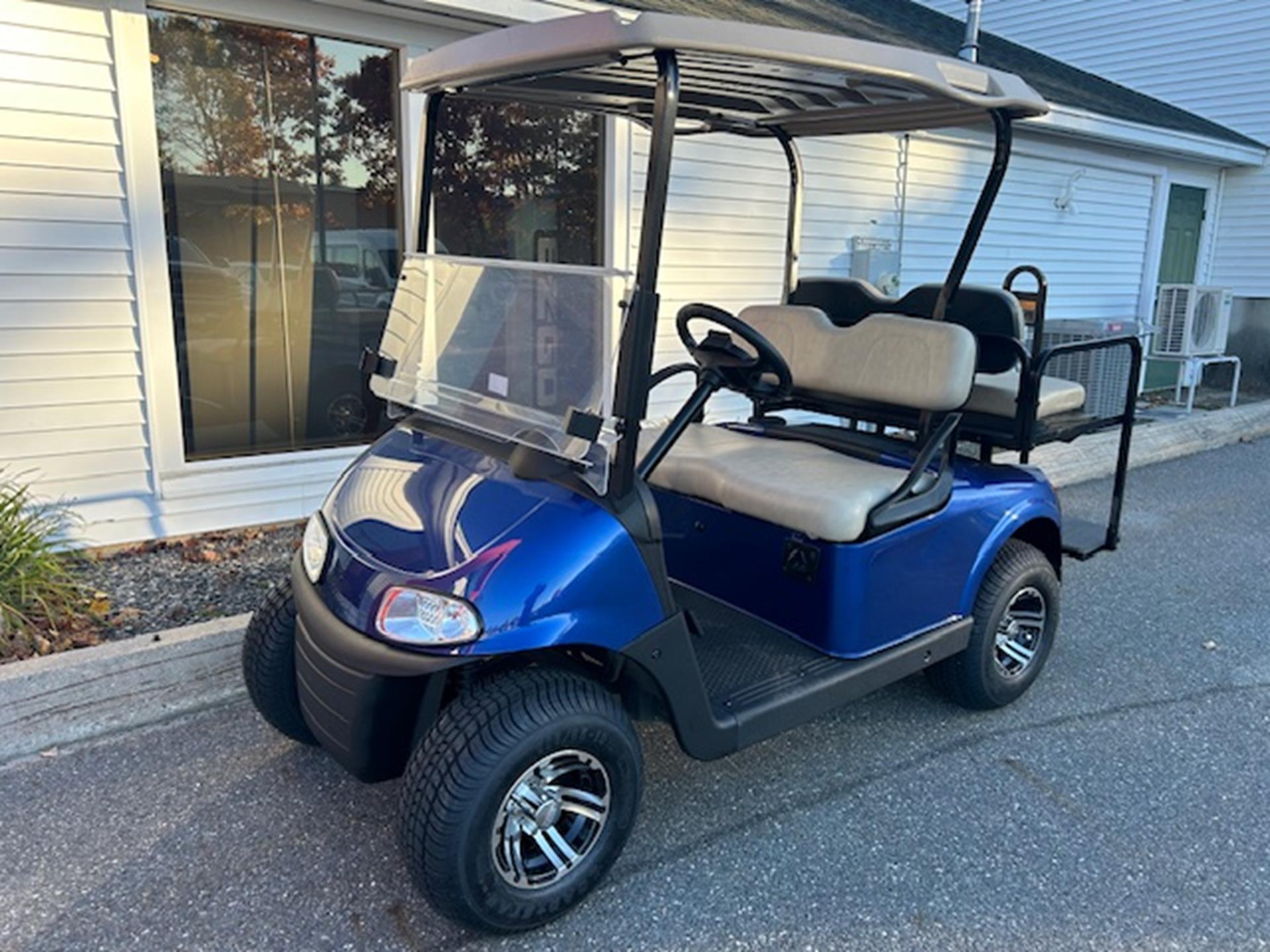 2021 EZGO Freedom photo 4