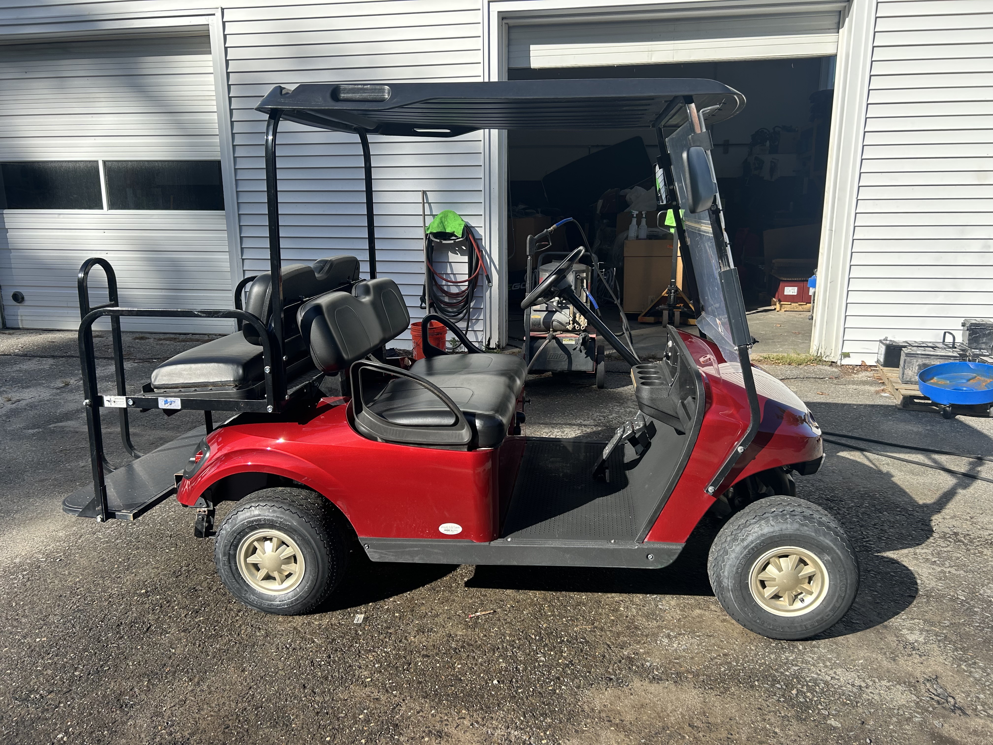 2016 EZGO TXT-G photo 2