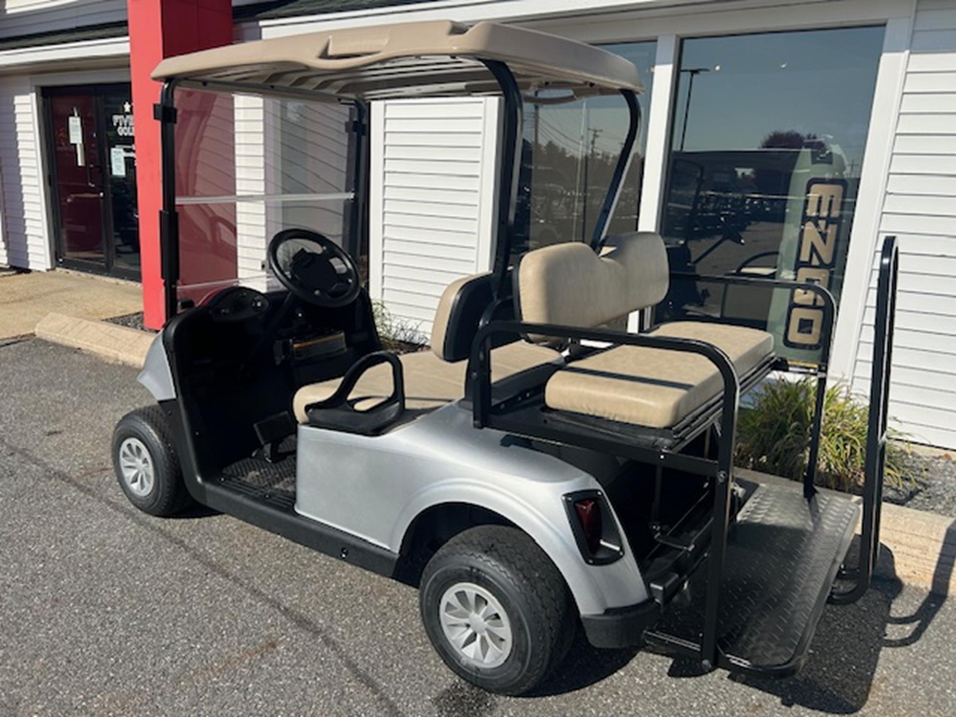 2021 EZGO Freedom photo 7