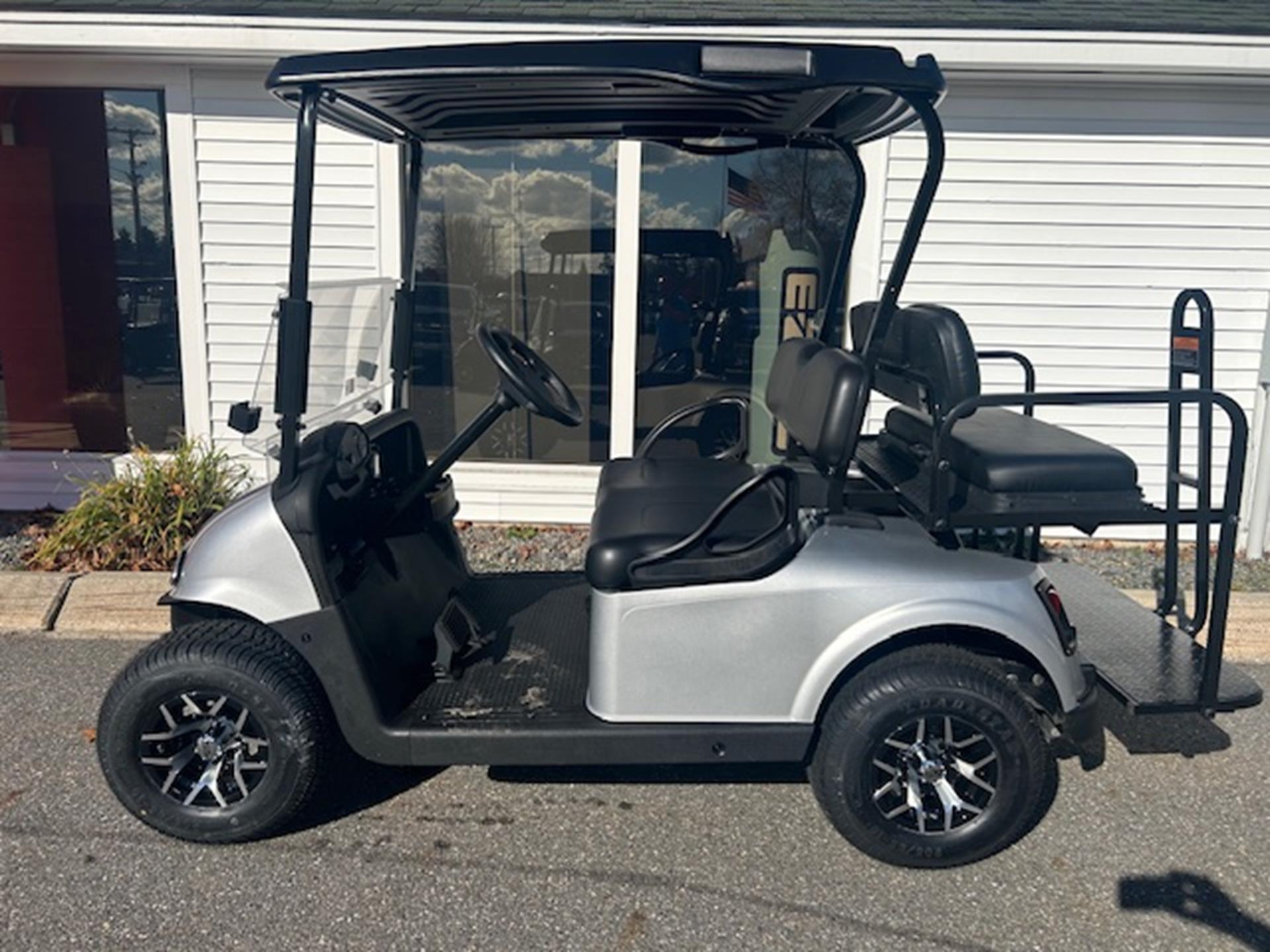 2021 EZGO Freedom photo 7