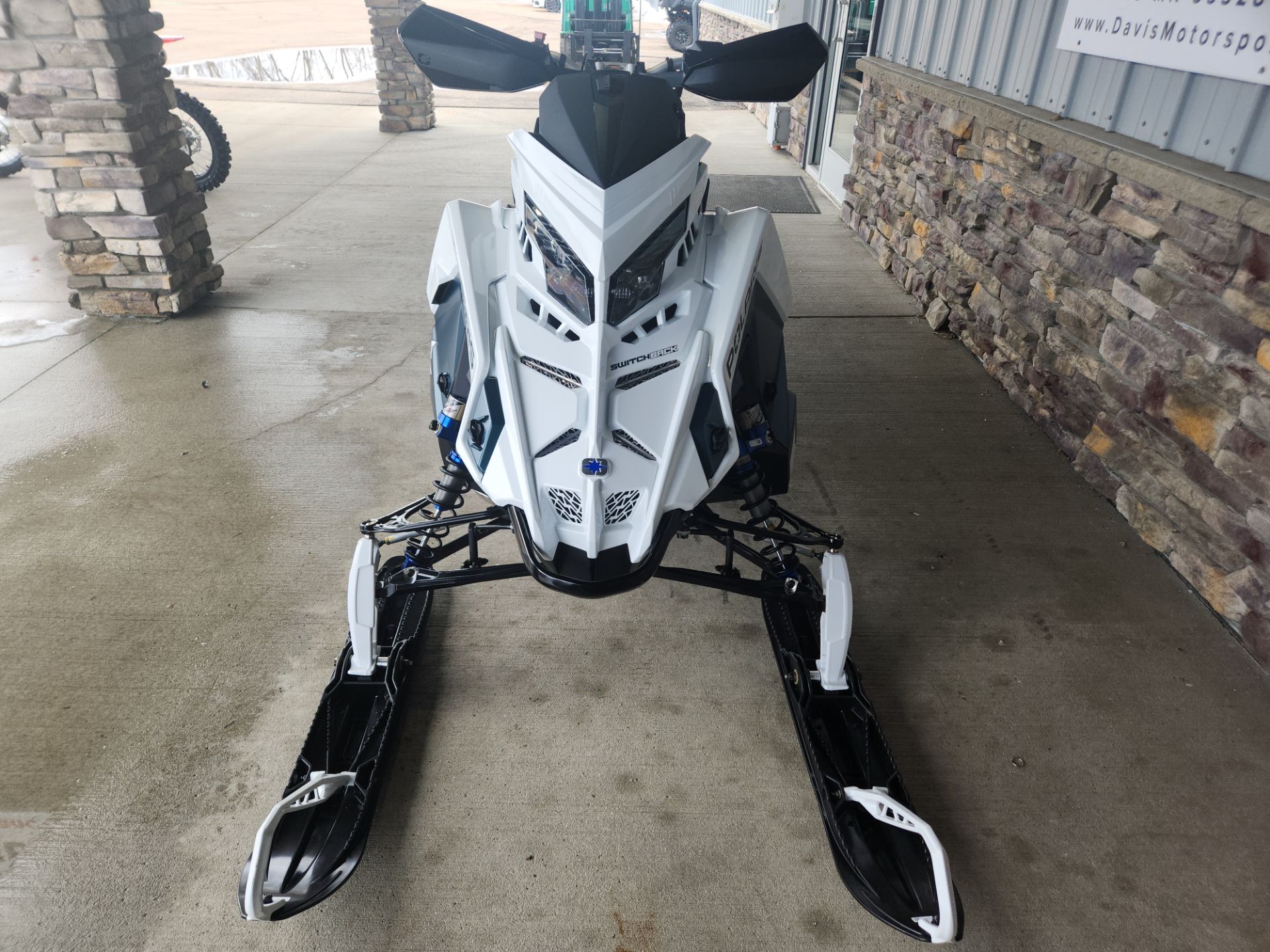 2026 Polaris Patriot 9R Switchback Assault 146 - Escape IFS 1.6 11
