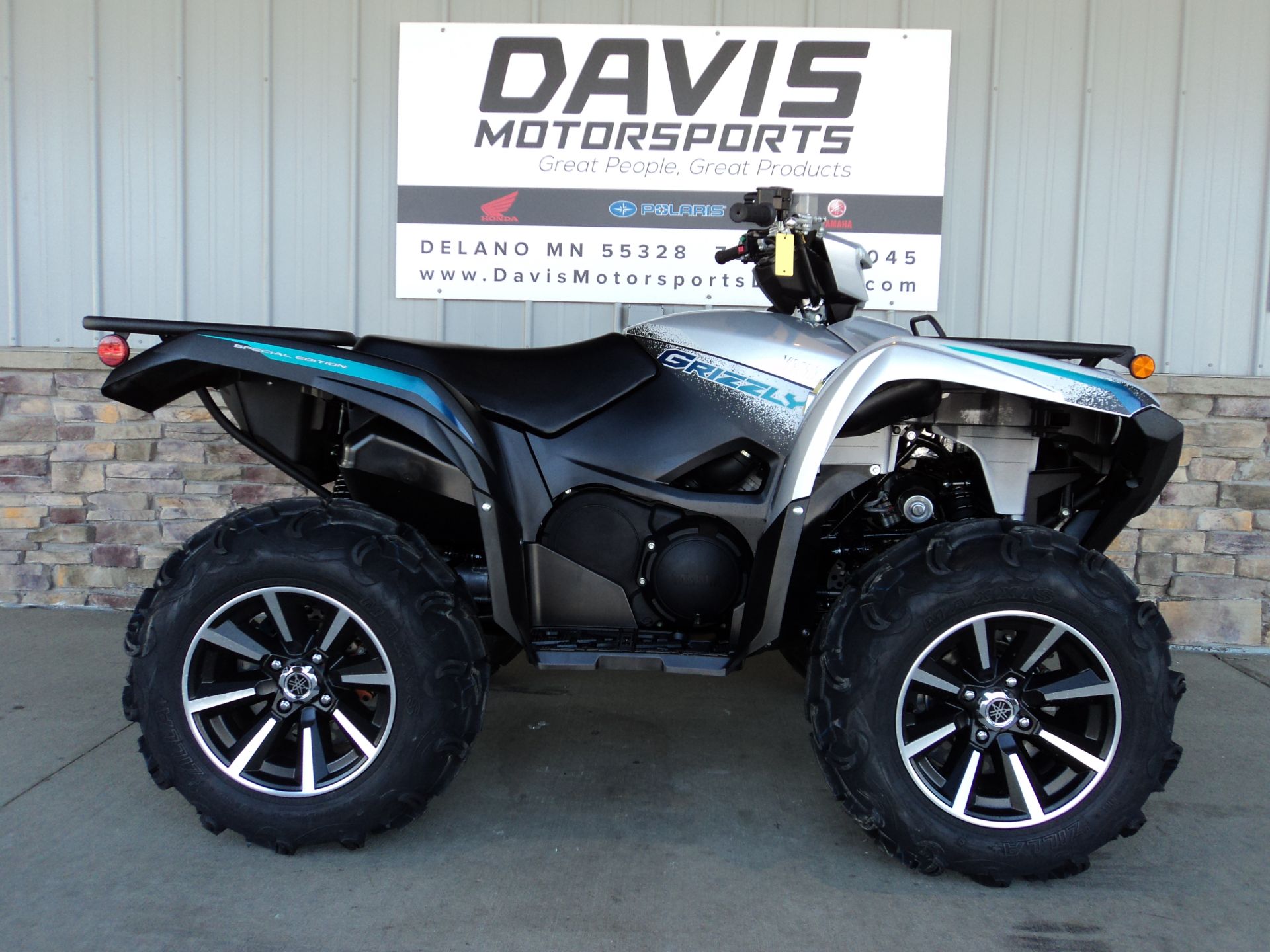New 2024 Yamaha Grizzly EPS SE ATVs in Delano MN N/A Silver