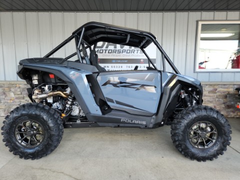 2027 Polaris RZR XP 1000 Ultimate — photo 1 of 13