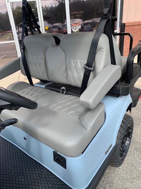 2026 E-Z-GO RXV 4 Summit XTL Elite Lithium — photo 5