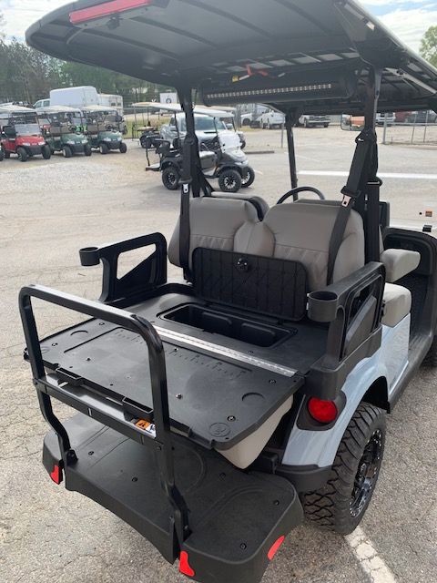 2026 E-Z-GO RXV 4 Summit XTL Elite Lithium — photo 7