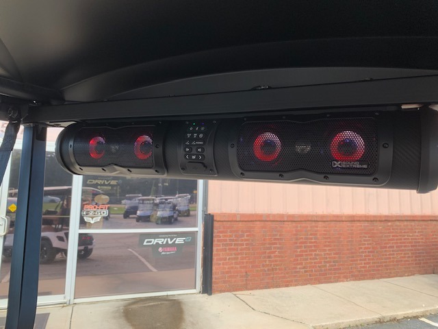 2027 E-Z-GO Liberty 4F XTL ELiTE Lithium Powertrain — photo 5
